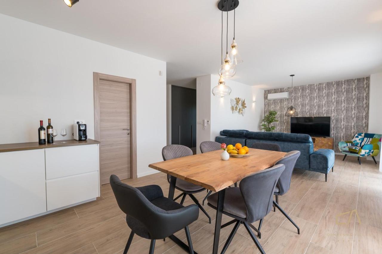 Luxury Apartments Loma Sveti Vid-Miholjice Exteriér fotografie