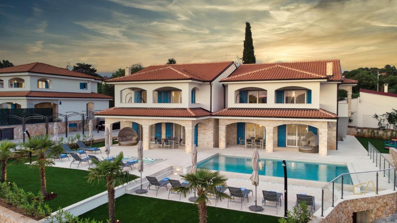 Luxury Apartments Loma Sveti Vid-Miholjice Exteriér fotografie